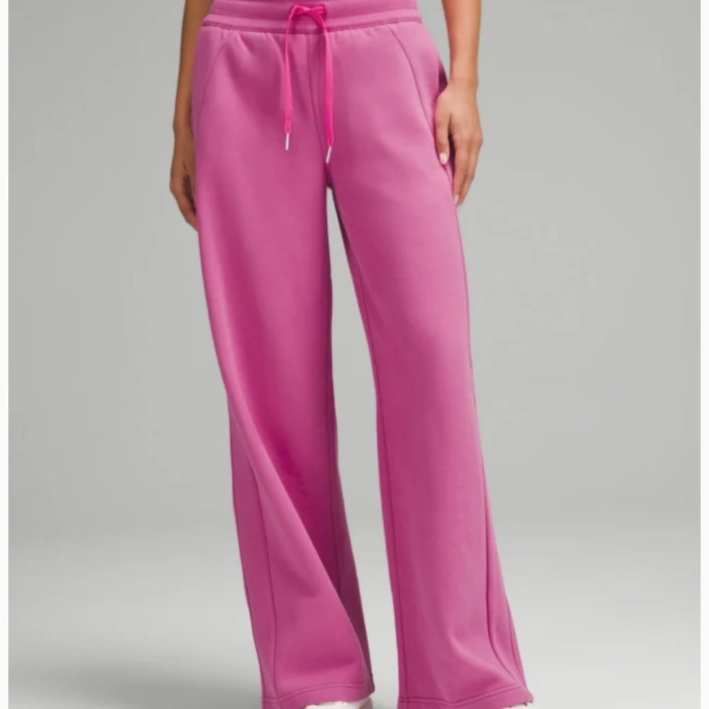 lululemon scuba sweatpant Mid-rise